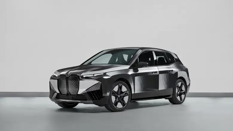 BMW zeigt auf der CES Auto mit Farbwechsler Karosserie