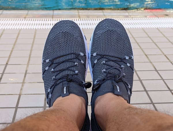 Wasserschuhe im Sportschuh Look