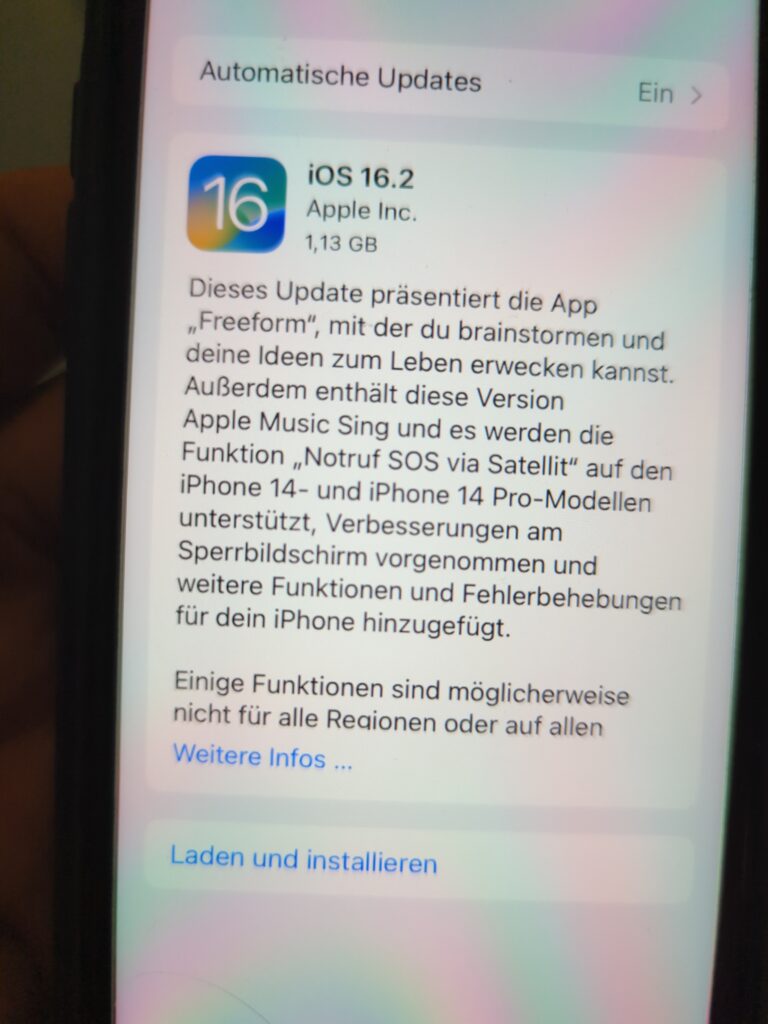 iOS 16.2 Changelog Bildschirm